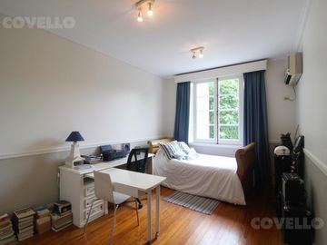 Venta casa de 8 ambientes con garage - Belgrano