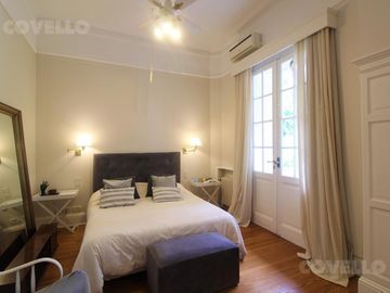 Venta casa de 8 ambientes con garage - Belgrano