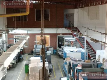 Local planta industrial en alquiler/venta - Pompeya