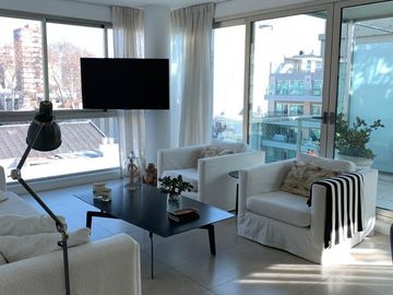 Departamento 4 ambientes en alquiler en Artilleros Plaza!!!