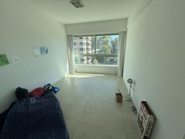 Departamento 4 ambientes en alquiler en Artilleros Plaza!!!