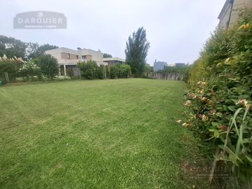 LOTE EN BRISAS DE ADROGUE