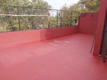 PH en Block 6 Amb. con Terraza 8x8. Ideal vivienda multifamiliar o inversión con renta