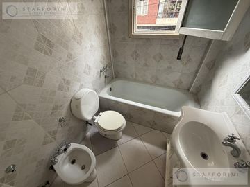 Hermoso Departamento 3 Ambientes con Dependencia y Balcon en Venta