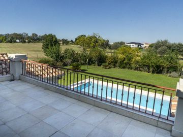Casa en Venta Amoblada, 7 Ambientes, en Barrio Haras Santa María, Escobar, GBA Norte