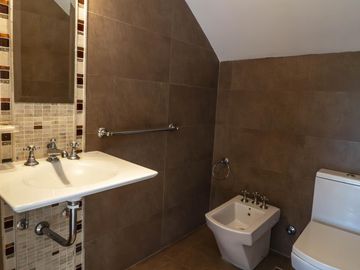 Casa en Venta Amoblada, 7 Ambientes, en Barrio Haras Santa María, Escobar, GBA Norte
