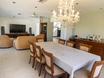 Casa en Venta Amoblada, 7 Ambientes, en Barrio Haras Santa María, Escobar, GBA Norte