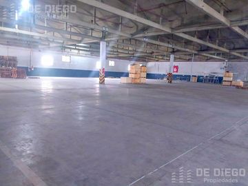 Deposito 1000 m2 en alquiler dentro de predio multi empresarial, Hurlingham.