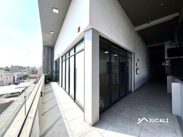 Local en venta en Plaza Punto Faro, Bosques de la Victoria, Guadalajara