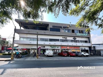 Local en venta en Plaza Punto Faro, Bosques de la Victoria, Guadalajara