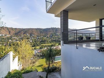 Casa en venta con alberca con vista a campo de golf,  Las Cañadas, Zapopan