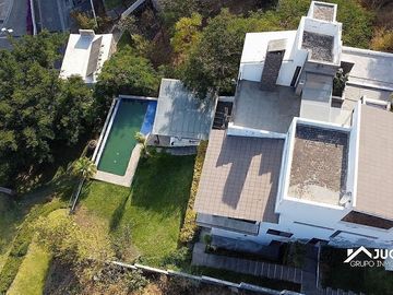 Casa en venta con alberca con vista a campo de golf,  Las Cañadas, Zapopan
