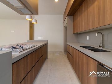 Casa en venta dentro de coto con alberca en  Solares, Zapopan, Jalisco