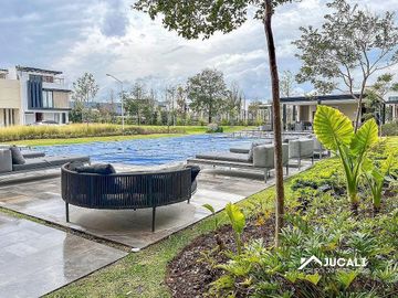 Casa en venta dentro de coto con alberca en  Solares, Zapopan, Jalisco