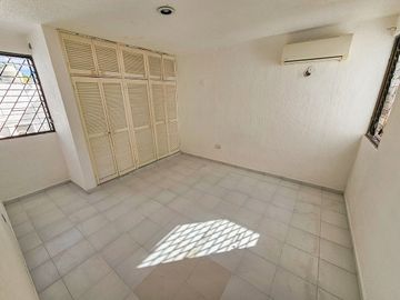 Casa en renta · 3 Recámaras · SM 39 · Centro · Atras de Plaza Outlet