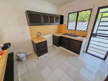 Casa en renta · 3 Recámaras · SM 39 · Centro · Atras de Plaza Outlet