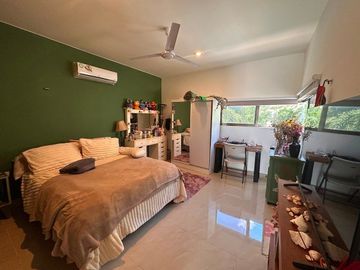 Casa en venta en Conkal, Yucatán, piscina y paneles solares