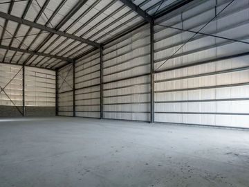 NAVE INDUSTRIAL AAA  EN VENTA MORENO A ESTRENAR