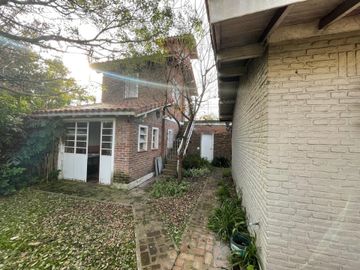 VENTA CASA 5 AMBIENTES ITUZAINGO NORTE