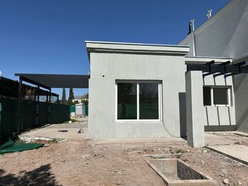 VENTA CASA 2 DORM PUNTA LAGO MAIPÚ FINANCIADO
