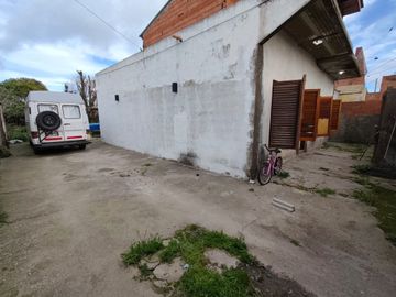 Venta Casa 3 ambientes  barrio San Antonio