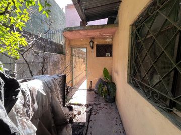 GALPON CON VIVIENDA A REFACCIONAR O DEMOLER LANUS