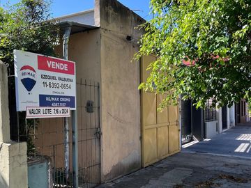 GALPON CON VIVIENDA A REFACCIONAR O DEMOLER LANUS