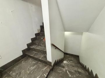 DPTO 2 AMB Y MEDIO APTO CREDITO-SIN EXPENSAS-LANUS