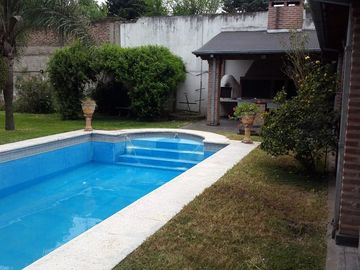 VENTA QUINTA 6 AMBIENTES VILLA UDAONDO-PARQUE LELO