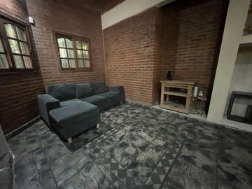 VENTA QUINTA 6 AMBIENTES VILLA UDAONDO-PARQUE LELO