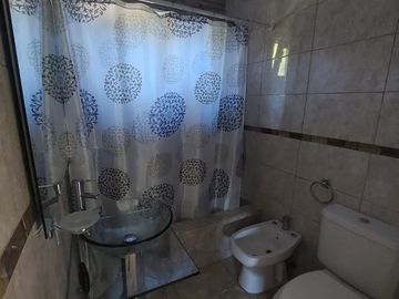 VENTA O PERMUTA CASA CON PILETA PILAR LA LONJA
