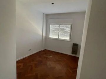 Alquiler departamento 4 ambientes + cochera Flores