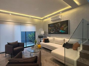 Casa en renta, Porto Cumbres, García, Nuevo León