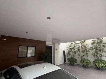Casa en renta, Porto Cumbres, García, Nuevo León