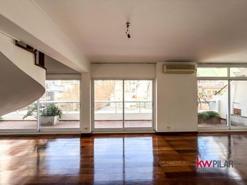Departamento en  Venta, 5 ambientes, cochera, Palermo Chico
