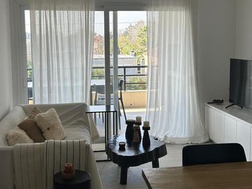 Departamento en Alquiler 2 Ambientes con Terraza en Zug Camaño
