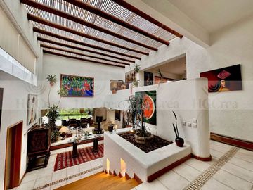 CASA EN VENTA EN SANTIAGO