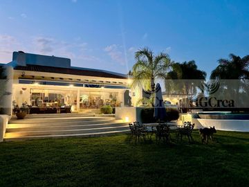 CASA EN VENTA EN SANTIAGO
