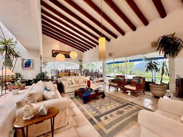 CASA EN VENTA EN SANTIAGO