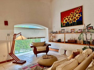CASA EN VENTA EN SANTIAGO