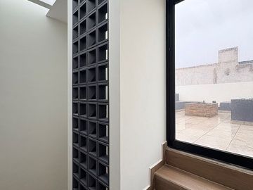CASA CON CHIMENEA Y ROOF EN SAN ÁNGEL IV - $6.4 MDP