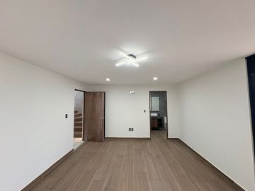 CASA CON CHIMENEA Y ROOF EN SAN ÁNGEL IV - $6.4 MDP