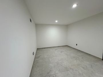 CASA CON CHIMENEA Y ROOF EN SAN ÁNGEL IV - $6.4 MDP