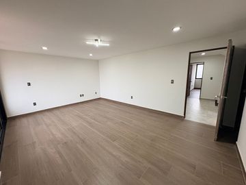 CASA CON CHIMENEA Y ROOF EN SAN ÁNGEL IV - $6.4 MDP