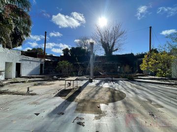 Local en Venta, en Lujan Centro ideal para inversión y desarrollo