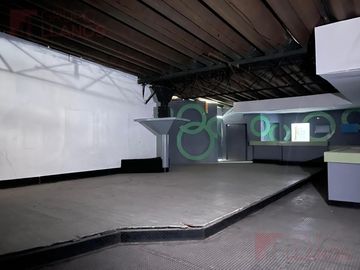 Local en Venta, en Lujan Centro ideal para inversión y desarrollo