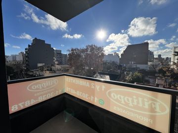 Departamento en ubicación estratégica entre Flores y Caballito - Financiación