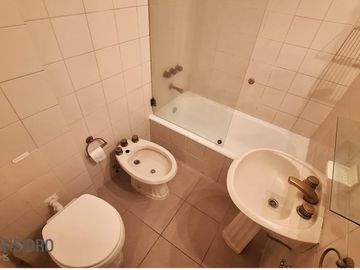 Alquiler Departamento 2 ambientes amoblado en Recoleta! Con Balcón y Parrilla.