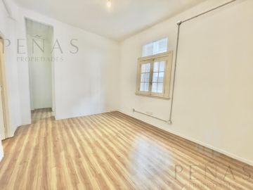 OFICINA  RECICLADA  DE ESTILO FRANCÉS -  200 m2  - RECOLETA