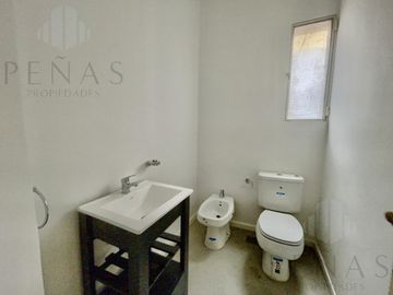 OFICINA  RECICLADA  DE ESTILO FRANCÉS -  200 m2  - RECOLETA